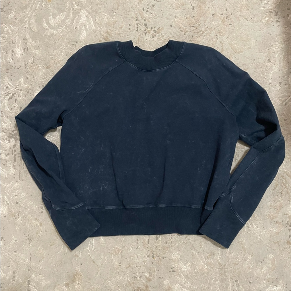Navy lululemon sweatshirt